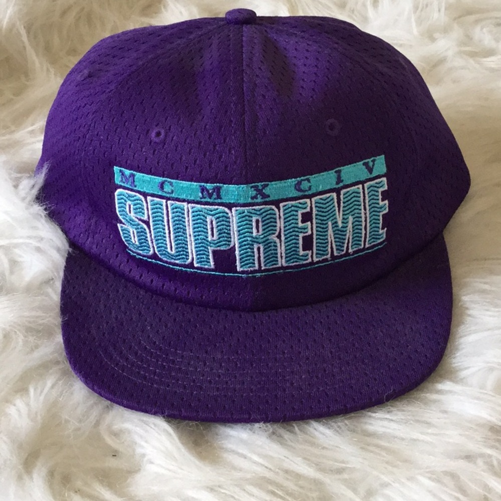 Supreme cap